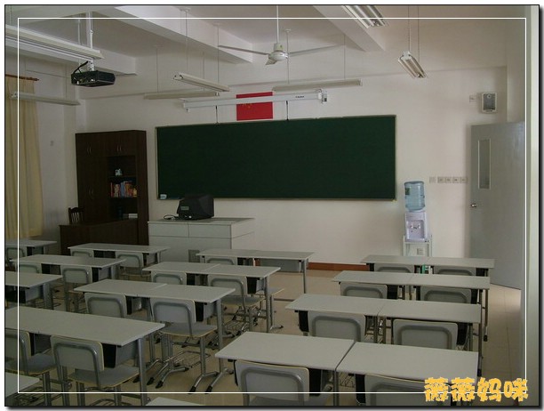 教室2.JPG