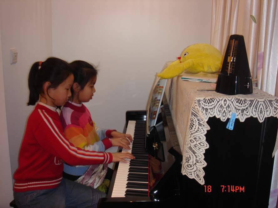 之三：钢琴合奏.JPG