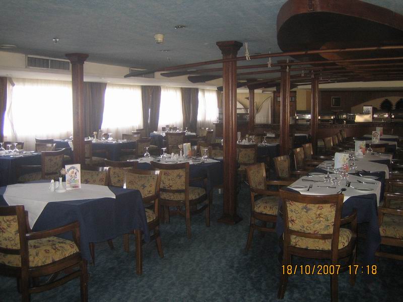 游船餐厅.JPG
