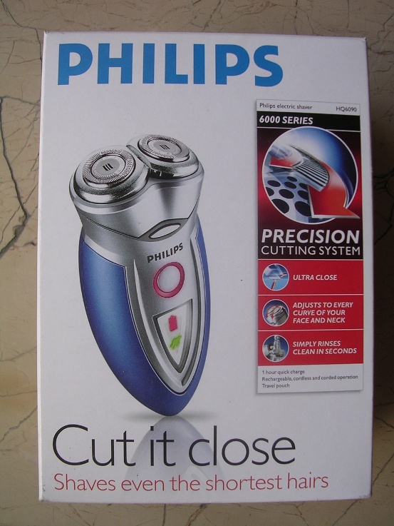 PHilips 剃须刀1(6090).JPG