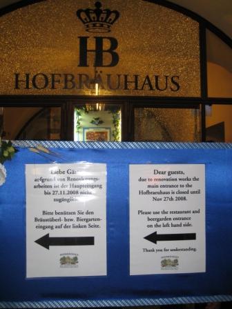 慕尼黑最出名的酒吧（啤酒节，以前是希特勒演说的地方）.JPG