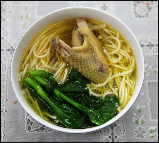 鸡汤青菜面.jpg