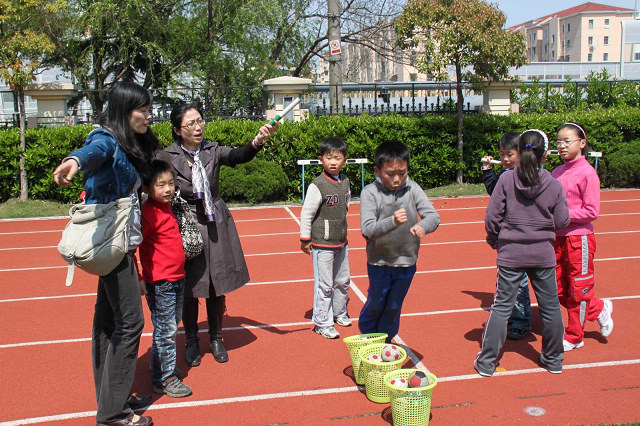 六师附小家长咨询会(操场体育运动)8.jpg